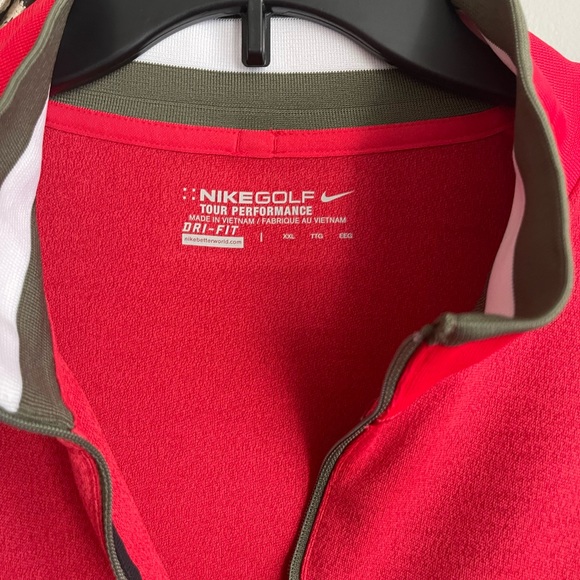 Nike Golf Pullover - Picture 5 of 7